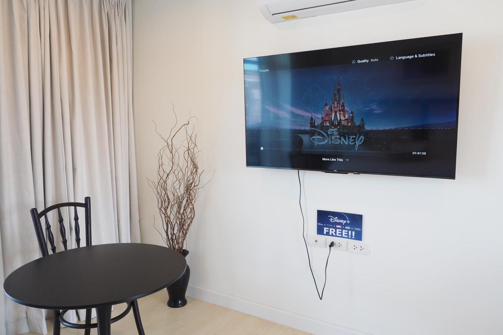 The Beach Bangsaen By Thanthita Next To Wonnapa Beach Free Disney Plus Εξωτερικό φωτογραφία